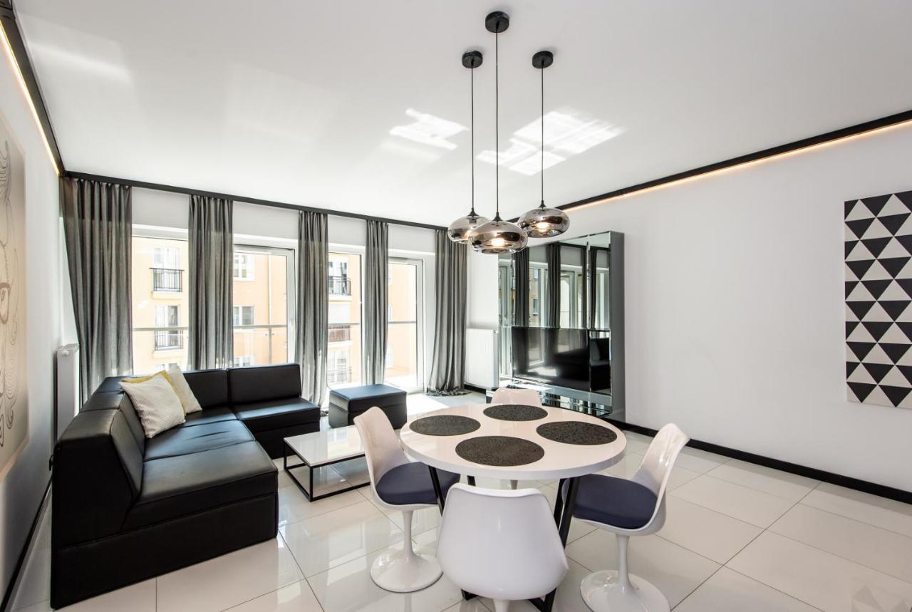 Super-Apartamenty Presidential Suite Poznan Ngoại thất bức ảnh