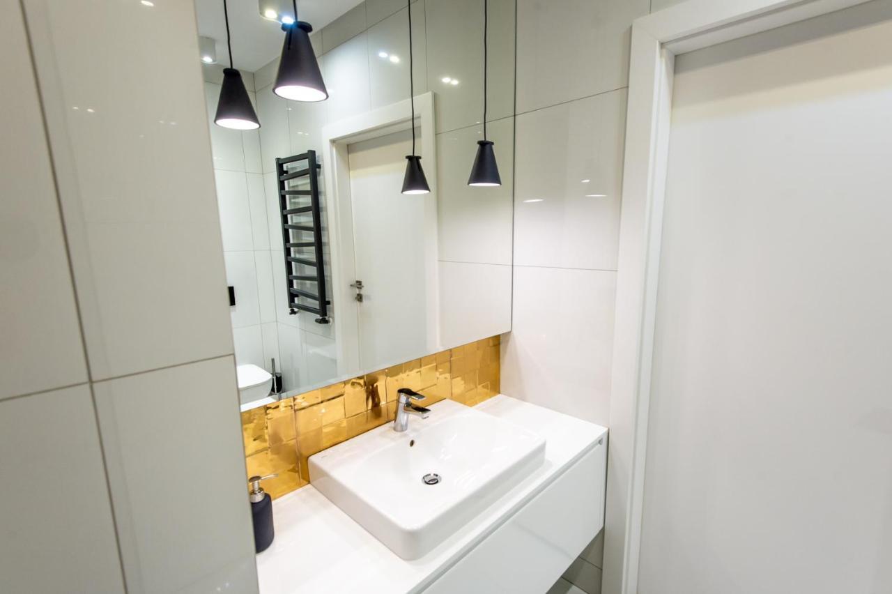 Super-Apartamenty Presidential Suite Poznan Ngoại thất bức ảnh